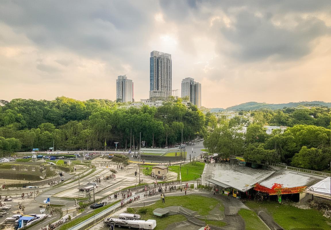 英超联赛焦点战：富勒姆主场迎战曼城，哈兰德领衔出击，瓜迪奥拉运筹帷幄